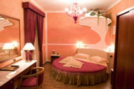 Hotel Benessere Villa Fiorita コルフィオリト エクステリア 写真