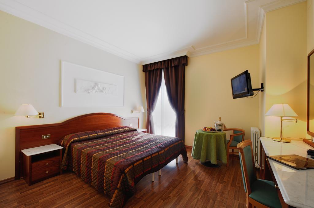 Hotel Benessere Villa Fiorita コルフィオリト 部屋 写真